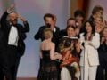 Emmy 2026: Ιστορικό ρεκόρ για το «Widow’s Bay» με 14 βραβεία, θρίαμβος για τον Μάθιου Ρις – Αναλυτικά η λίστα των νικητών