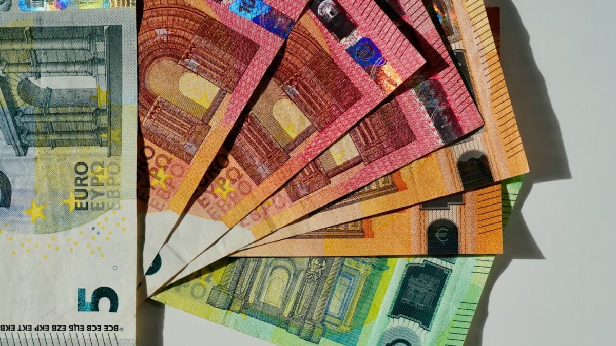 Αρχή για το Ξέπλυμα: Απάτη 40 εκατ. ευρώ σε βάρος του Δημοσίου – Στο μικροσκόπιο 46 πρόσωπα και 152 εταιρείες 1 Αρχή για το Ξέπλυμα: Απάτη 40 εκατ. ευρώ σε βάρος του Δημοσίου – Στο μικροσκόπιο 46 πρόσωπα και 152 εταιρείες
