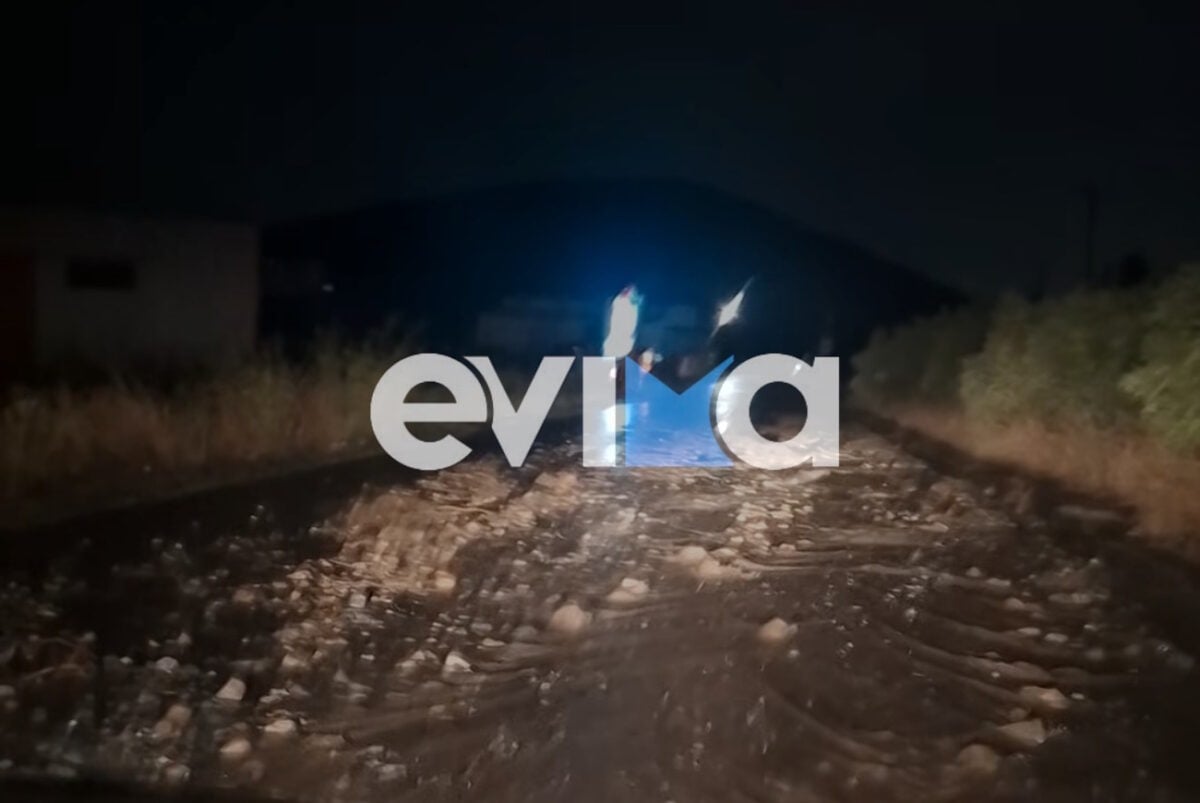 Εύβοια: Εφιαλτική νύχτα, η κακοκαιρία «έκοψε» το νησί στα δύο – Πλημμύρισαν σπίτια, ζημιές στους δρόμους