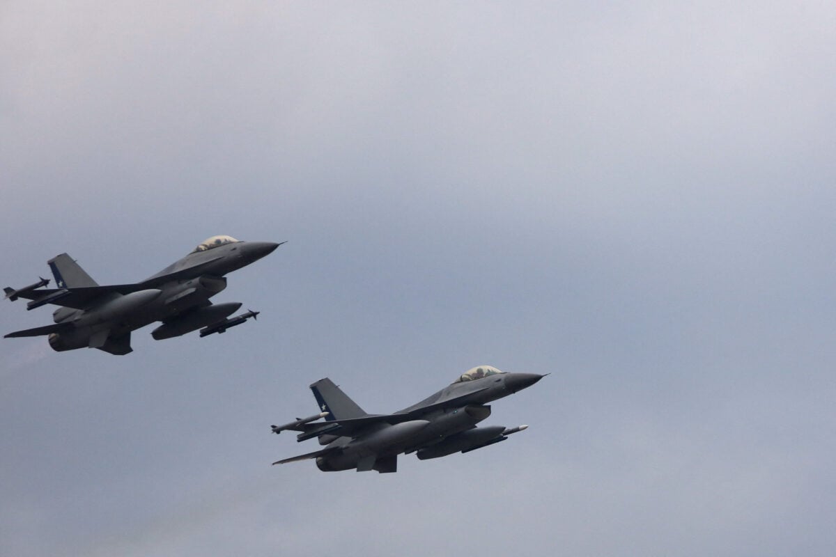 Αιγαίο: Τουρκικά F-16 παραβίασαν τον εθνικό εναέριο χώρο – UAV με παραβάσεις και παραβιάσεις