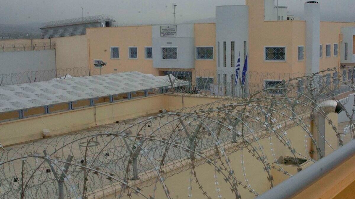 Αιματηρό επεισόδιο στις φυλακές Δομοκού – Πέντε τραυματίες 1 Αιματηρό επεισόδιο στις φυλακές Δομοκού – Πέντε τραυματίες