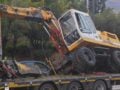 Κλειστή η Βουλιαγμένης στο Ελληνικό – Φορτηγό που μετέφερε σκαπτικό μηχάνημα χτύπησε σε γέφυρα