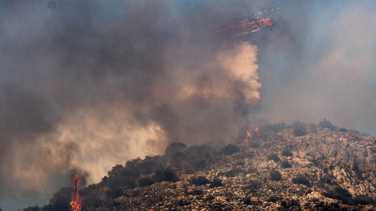 Φωτιά στην περιοχή Σκιλλουντία Ηλείας – Στην κατάσβεση και 6 αεροσκάφη 1 Φωτιά στην περιοχή Σκιλλουντία Ηλείας – Στην κατάσβεση και 6 αεροσκάφη