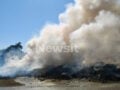 Ρέντης: Βελτιωμένη η εικόνα της φωτιάς στο οικόπεδο με σκουπίδια και λάστιχα