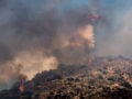 Φωτιά σε δασική έκταση στον Νέο Κουβαρά Αττικής: Ξεκίνησε από αυτοκίνητο