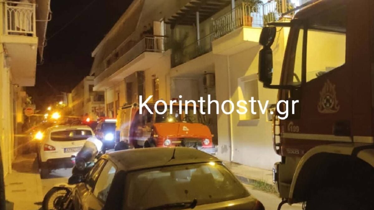 Φωτιά σε διαμέρισμα στο Ξυλόκαστρο: 4 άτομα με αναπνευστικά προβλήματα στο νοσοκομείο 2 Φωτιά σε διαμέρισμα στο Ξυλόκαστρο: 4 άτομα με αναπνευστικά προβλήματα στο νοσοκομείο