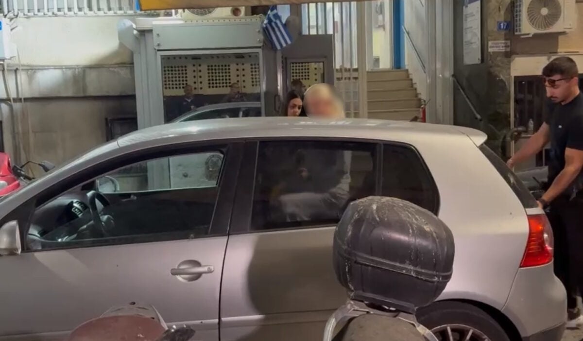 Γιώργος Μαζωνάκης: Στις φυλακές Κορυδαλλού η γιατρός που κατηγορείται για τον θάνατο του τραγουδιστή