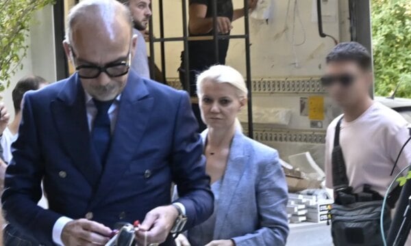 Υπόθεση Μαζωνάκη: Απολογούνται στην Ευελπίδων οι δύο γιατροί – Αντιμετωπίζουν ισόβια, πότε θα βγει η απόφαση