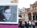 Μαζωνάκης: Ρίγη συγκίνησης έξω από τον Ιερό Ναό Αγίας Τριάδος στη Νίκαια – Χιλιάδες κόσμος αποχαιρετά τον «Μαζω» (Φωτογραφίες)