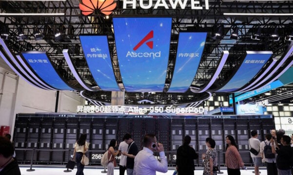 Huawei αύξησε κατά 9,55% τα έσοδά της στο α’ εξάμηνο και δεσμεύεται για νέες επενδύσεις