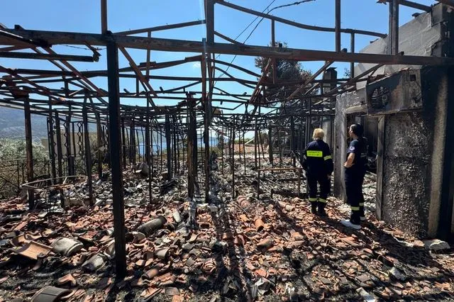 Humanity Greece και SUPERBET ενώνουν δυνάμεις για την αποκατάσταση 11 οικογενειών στο Πόρτο Γερμενό – Μια μεγάλη δράση από το πρόγραμμα Εταιρικής Υπευθυνότητας «ΟΛΟΙ SUPER» 11 Humanity Greece και SUPERBET ενώνουν δυνάμεις για την αποκατάσταση 11 οικογενειών στο Πόρτο Γερμενό – Μια μεγάλη δράση από το πρόγραμμα Εταιρικής Υπευθυνότητας «ΟΛΟΙ SUPER»