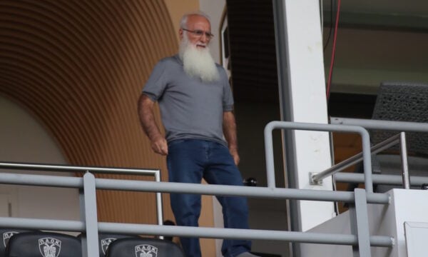 Ο Ιβάν Σαββίδης στην προπόνηση του ΠΑΟΚ με ξεκάθαρο μήνυμα και τεράστιο πριμ: «Δώστε το αίμα σας για το πρωτάθλημα»
