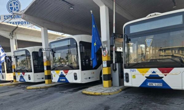 Θεσσαλονίκη: 50 νέα ηλεκτρικά λεωφορεία του ΟΑΣΘ ενισχύουν τα ΜΜΜ στους δρόμους