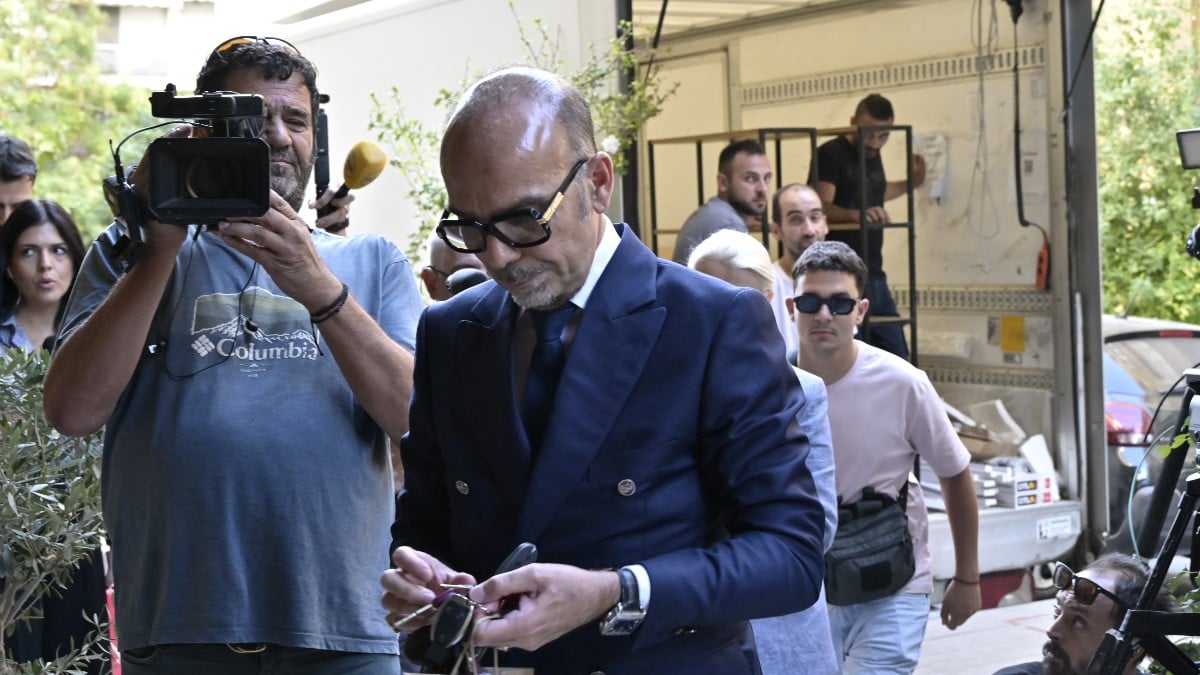 Ηλίας Θεοδωρόπουλος: Ελέγχεται για τον θάνατο του Μαζωνάκη – Οι ιδιαίτερες θεραπείες που εφάρμοζε στο Κολωνάκι