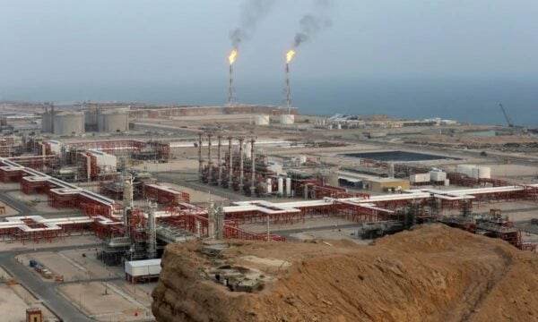 Το πετρέλαιο στη ζώνη των 94 δολαρίων – Συνεχίζεται το ράλι του φυσικού αερίου