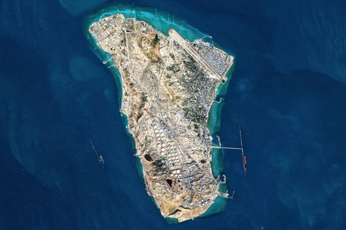 Ιράν: Έκρηξη σε πετρελαιοφόρο κοντά στο λιμάνι Τζασκ