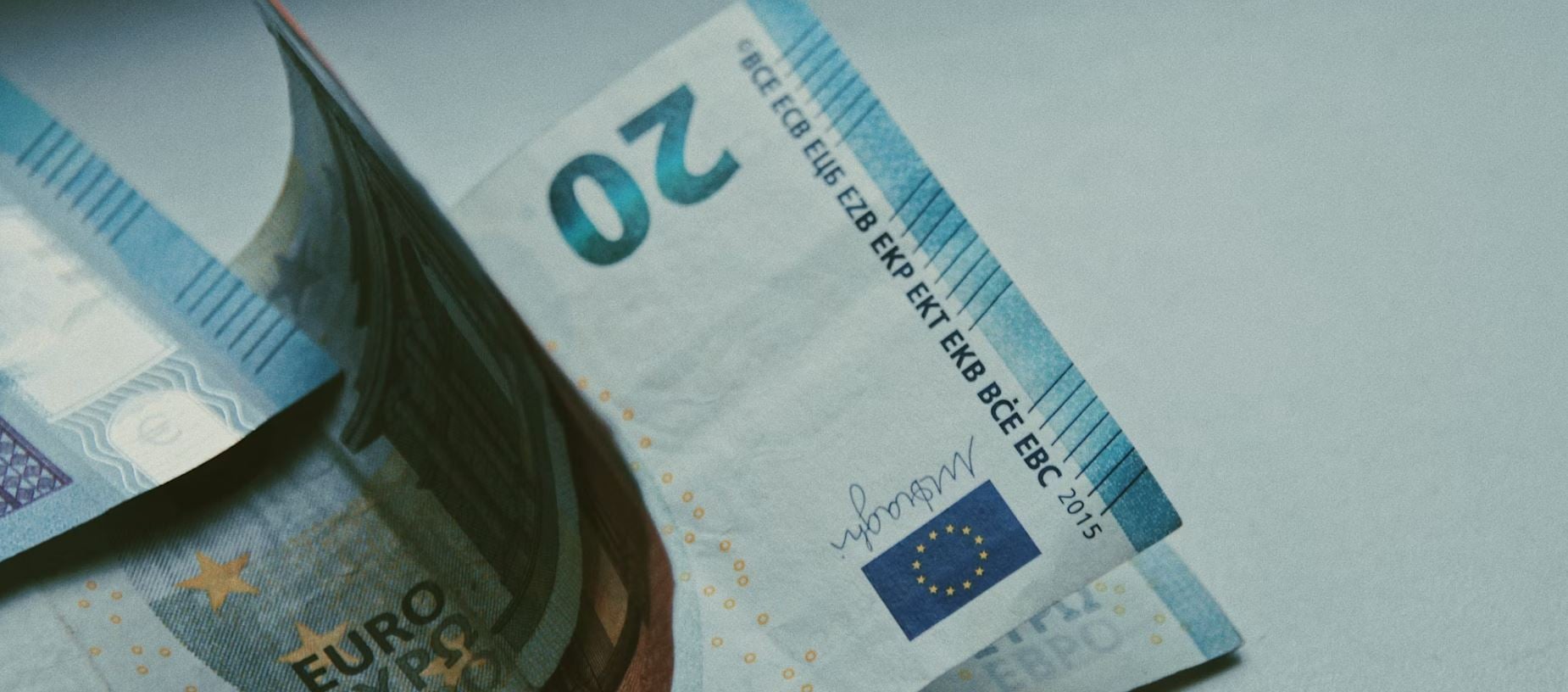 Τράπεζα της Ελλάδος: Αύξηση 12% στα τουριστικά έσοδα στο 7μηνο – Στοιχεία για το έλλειμμα του Ισοζυγίου Τρεχουσών Συναλλαγών