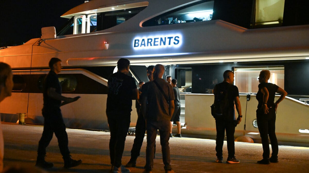 Ίσθμια: Σύγκρουση 50μετρης θαλαμηγού με αλιευτικό που κόστισε τη ζωή στον 74χρονο – Βίντεο λίγο μετά την τραγωδία 2 Ίσθμια: Σύγκρουση 50μετρης θαλαμηγού με αλιευτικό που κόστισε τη ζωή στον 74χρονο – Βίντεο λίγο μετά την τραγωδία