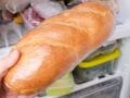 Ψωμί: Γιατί δεν πρέπει να το βάζετε στο ψυγείο και πού διατηρείται περισσότερο