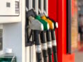 Brent στα 106 δολάρια, αμόλυβδη και ντίζελ στα ύψη – Σε αυξημένη επιφυλακή η κυβέρνηση για να φρενάρει το κόστος