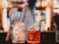 Au Vodka: Δύο συμμαθητές έβγαλαν 75 εκατ. λίρες ο καθένας με την πώληση της βότκας