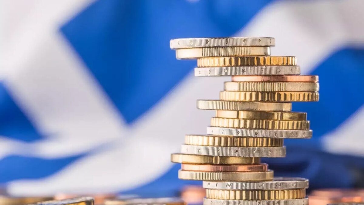 Ο οίκος πιστοληπτικής αξιολόγησης DBRS αναβάθμισε τις προοπτικές του ελληνικού αξιόχρεου σε θετικές από σταθερές 1 Ο οίκος πιστοληπτικής αξιολόγησης DBRS αναβάθμισε τις προοπτικές του ελληνικού αξιόχρεου σε θετικές από σταθερές