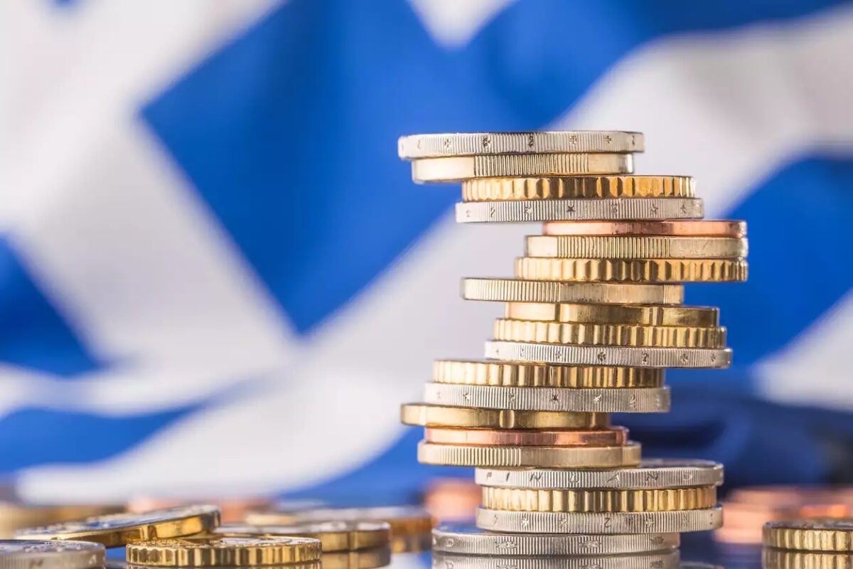 Ο οίκος πιστοληπτικής αξιολόγησης DBRS αναβάθμισε τις προοπτικές του ελληνικού αξιόχρεου σε θετικές από σταθερές