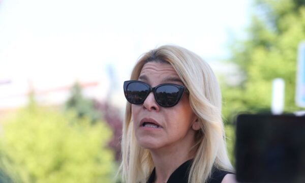 Αφροδίτη Νέστορα: Συνάντηση με τον Μιχάλη Χρυσοχοΐδη για τις έρευνες των τριών επιθέσεων