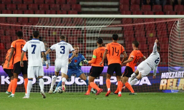 Σερβία – Ολλανδία 1-2: Ο Γιόβιτς σκόραρε, όμως οι Ολλανδοί πήραν το διπλό στον όμιλο της Ελλάδας στο Nations League