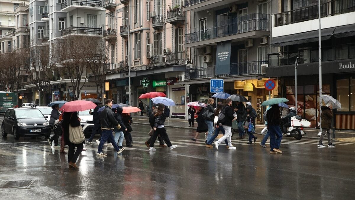 Καιρός σήμερα: Βροχές και καταιγίδες σε όλη τη χώρα – Δεν ξεπερνά τους 29°C η θερμοκρασία 1 Καιρός σήμερα: Βροχές και καταιγίδες σε όλη τη χώρα – Δεν ξεπερνά τους 29°C η θερμοκρασία