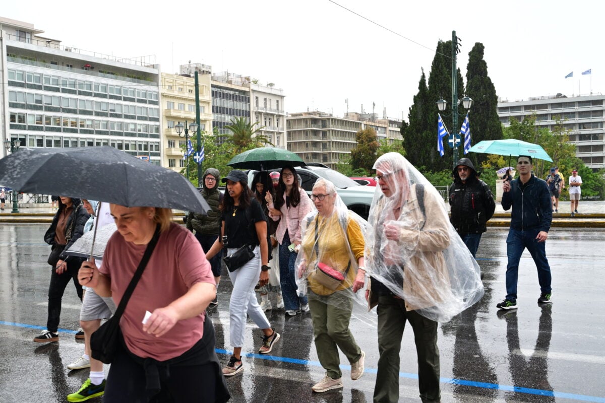 Καιρός αύριο: Βροχές και καταιγίδες στα ορεινά ηπειρωτικά, έως 31°C η θερμοκρασία