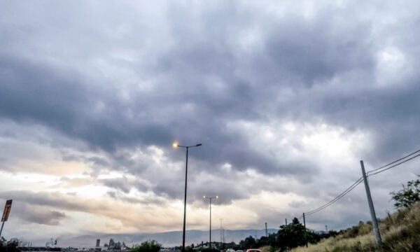 Καιρός σήμερα: Θερμοκρασία έως 36 βαθμούς, άνεμοι έως 6 μποφόρ – Πού θα βρέξει