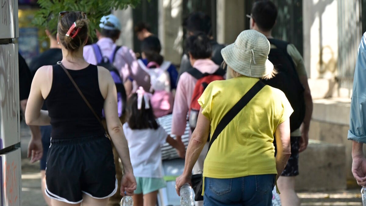 Καιρός σήμερα: Θερμοκρασία έως 38 βαθμούς, άνεμοι έως 7 μποφόρ στο Αιγαίο 1 Καιρός σήμερα: Θερμοκρασία έως 38 βαθμούς, άνεμοι έως 7 μποφόρ στο Αιγαίο