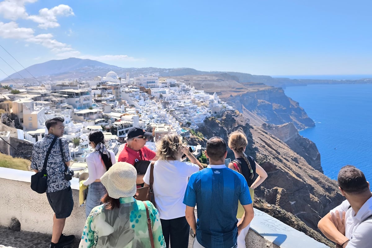 Καιρός σήμερα: Ηλιοφάνεια και παροδική συννεφιά σε πολλές περιοχές της χώρας – Βροχές στα ορεινά