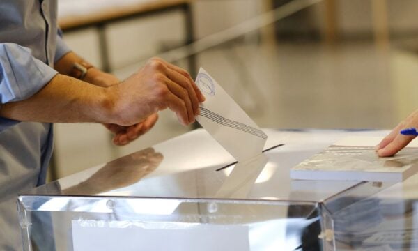 Δημοσκόπηση ProRata: Προβάδισμα 9 μονάδων για ΝΔ, δεύτερο κόμμα η ΕΛ.Α.Σ, υποχωρεί η Καρυστιανού