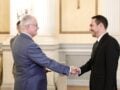 Γιώργος Μαζωνάκης, φραπέ και το πρώτο βίντεο του νέου Γάλλου πρέσβη – Η πρόσκλησή του στους Έλληνες