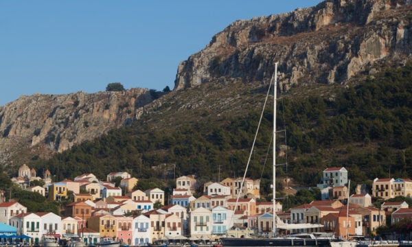 Ελληνική αντι-NAVTEX στις τουρκικές προκλήσεις στο Καστελόριζο – Υπό παρακολούθηση το TUBITAK MARMARA