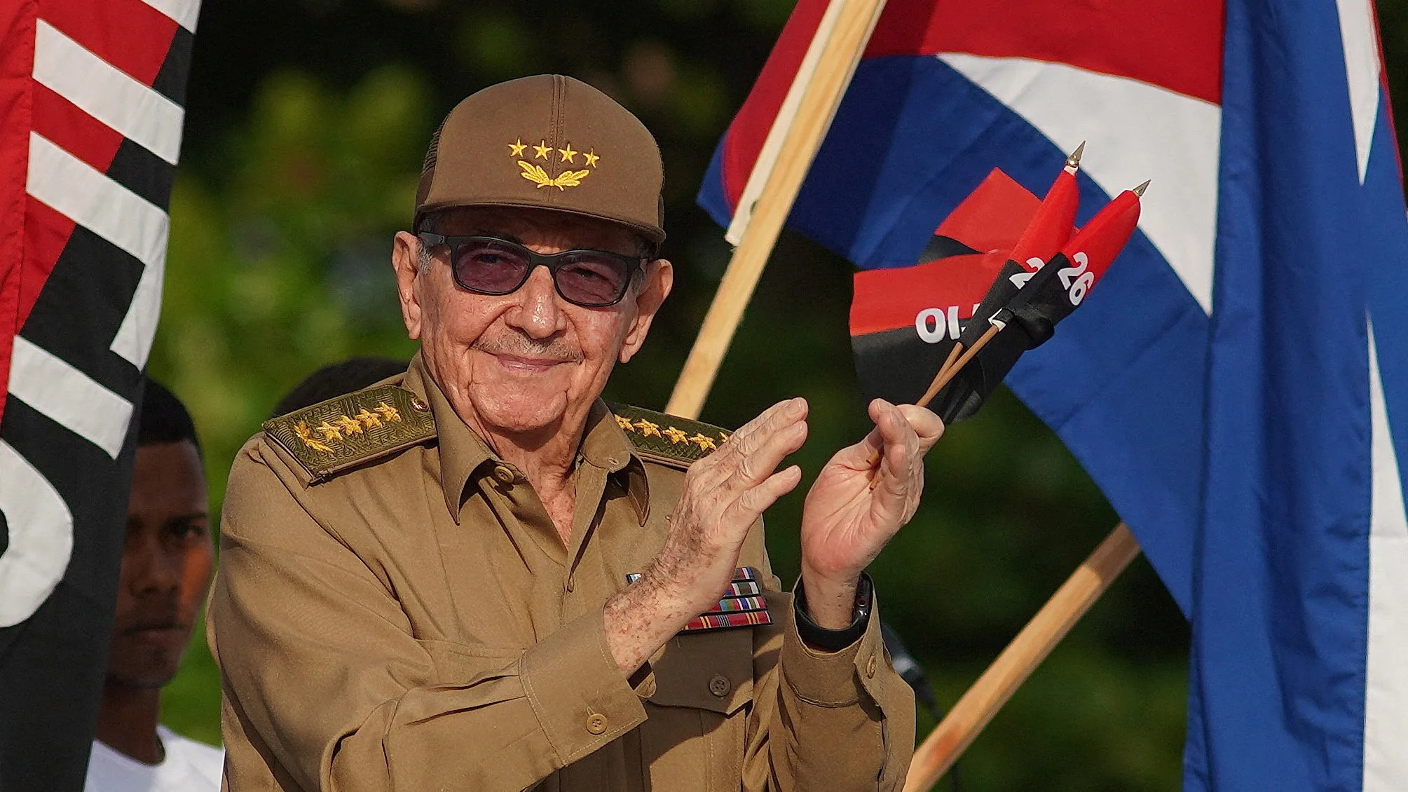 Κούβα: Επανεμφάνιση του 95χρονου Ραούλ Κάστρο μετά από καιρό – βίντεο