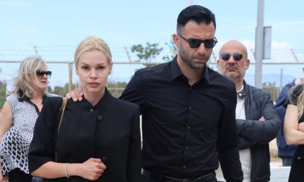 Κάβουρα – Τζαβέλλας: Σύννεφα στη σχέση τους 4 μήνες μετά τον γάμο;
