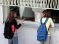 Σχολικά κυλικεία: Τι αλλάζει σε πίτσα, ποπ κορν, τυρόπιτες, τοστ και κουλούρια