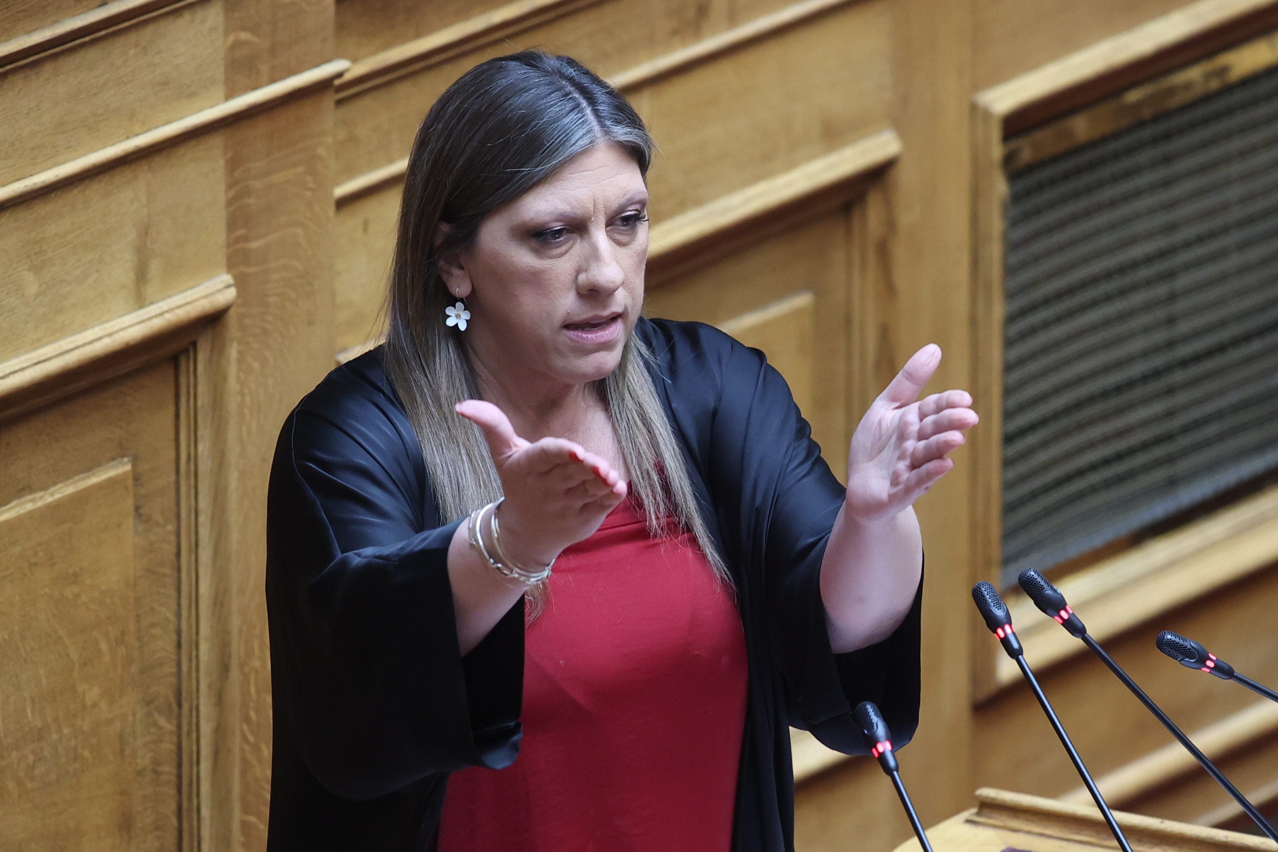 Βουλή: Κόντρα Κωνσταντοπούλου – Κουκουλόπουλου πριν από την ψηφοφορία για την εκλογή της Έλενας Ακρίτα – «Αφήστε τους εξυπνακισμούς μαζί μου»