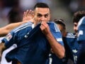 Γερμανία – Ελλάδα: Ο Κουρμπέλης έκανε το 0-1 και ξεσήκωσε τις γαλανόλευκες κερκίδες