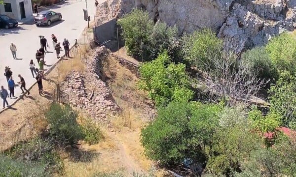 Κυψέλη: «Είδα μια σακούλα σκουπιδιών, κάτι προεξείχε που έμοιαζε με λείψανο» λέει ο προπονητής που βρήκε ανθρώπινα οστά