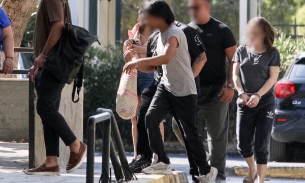 Νεκρό βρέφος στην Κυψέλη: Προσωρινά κρατούμενοι οι γονείς και ο 26χρονος Αφγανός