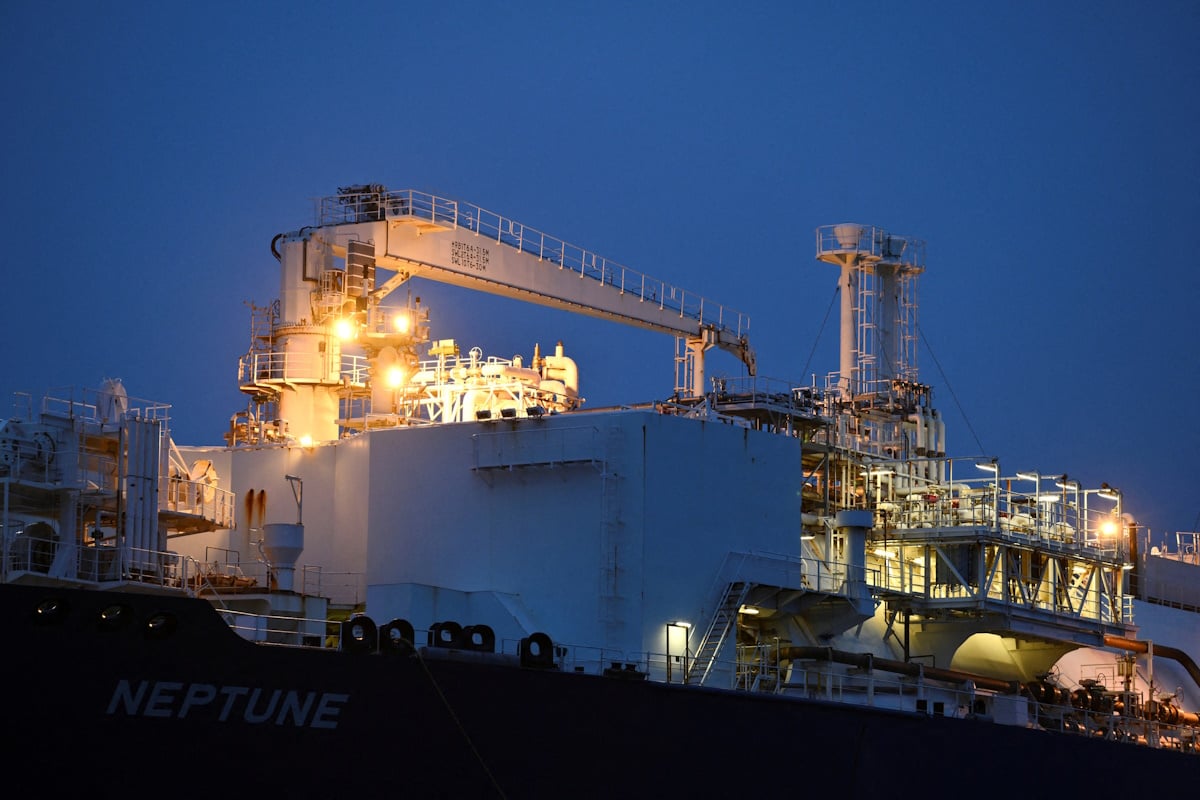 Το φυσικό αέριο προς τα 80 ευρώ/MWh: Ανησυχούν τα χαμηλά αποθέματα και τα σχέδια της Γερμανίας για προμήθειες
