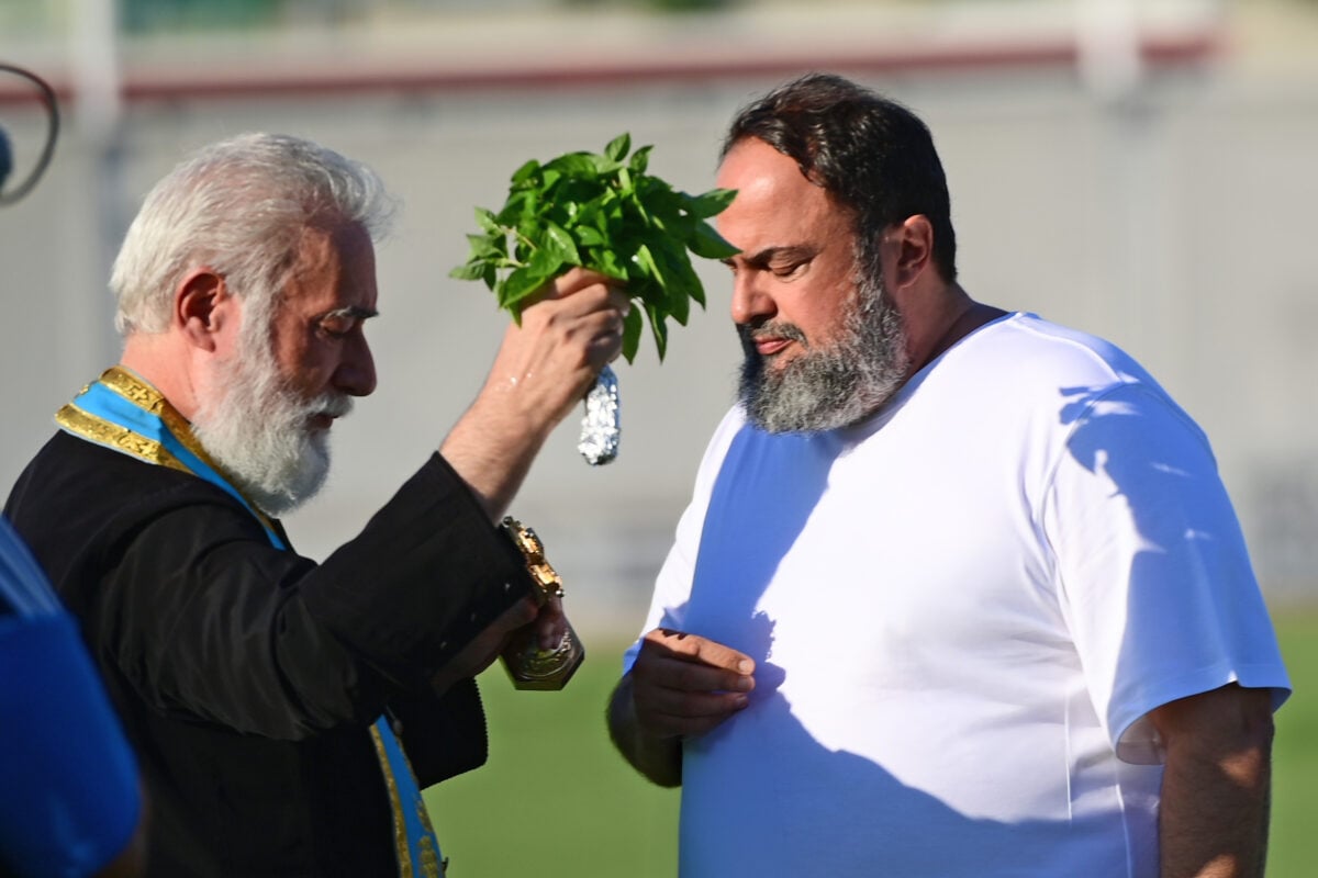 Ο Βαγγέλης Μαρινάκης παρουσίασε τον Ιμανόλ Αλγκουαθίλ και έστειλε μήνυμα: Να πάρουμε το πρωτάθλημα και μέχρι τέλους στην Ευρώπη 9 Ο Βαγγέλης Μαρινάκης παρουσίασε τον Ιμανόλ Αλγκουαθίλ και έστειλε μήνυμα: Να πάρουμε το πρωτάθλημα και μέχρι τέλους στην Ευρώπη