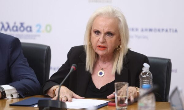 Ματίνα Παγώνη για το μηχάνημα στο ιατρείο της Μαρίας Καρυστιανού: Απαγορεύεται, δεν ξέρω πώς χρησιμοποιείται σε παιδιά