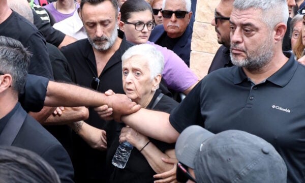 Κλειώ Μαζωνάκη: Ζητώ δικαιοσύνη για τη μνήμη του παιδιού μου, το μήνυμα της μητέρας του Γιώργου Μαζωνάκη