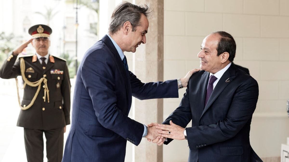 Τα μυστικά του Ελ Αλαμέιν 1 Τα μυστικά του Ελ Αλαμέιν