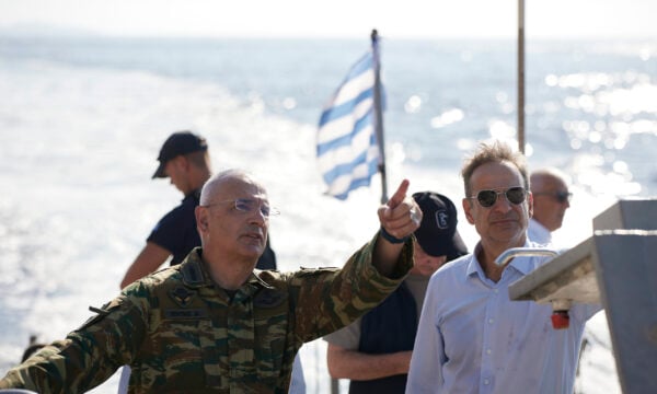 Εμπρηστικά σχόλια του τουρκικού Τύπου για την επίσκεψη Μητσοτάκη στο Καστελλόριζο